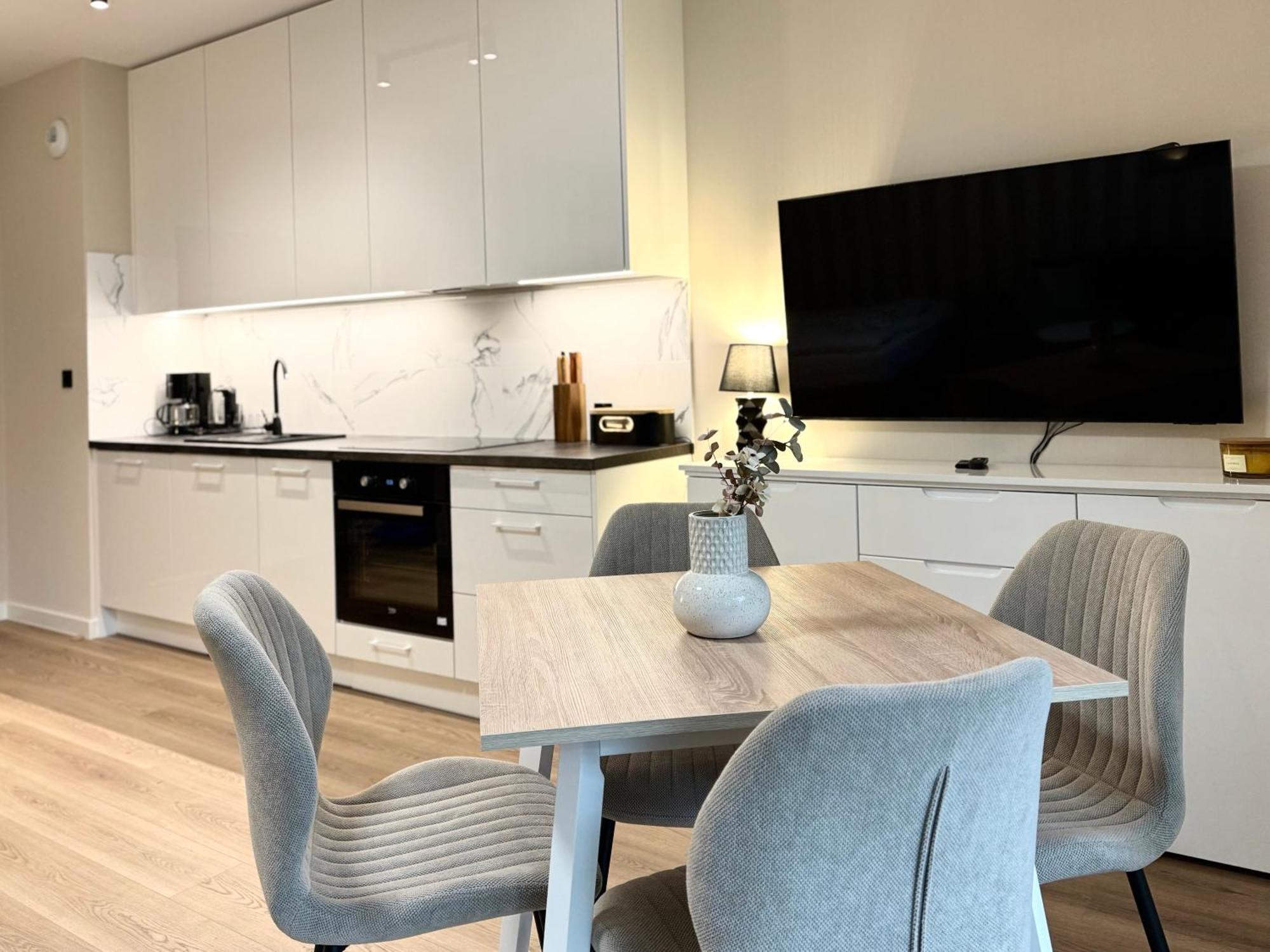 Apartamenty Florina Q4Apartments Леба Екстер'єр фото